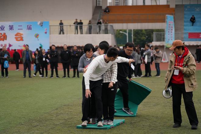 15419824959845.jpg 摸石過河.jpg